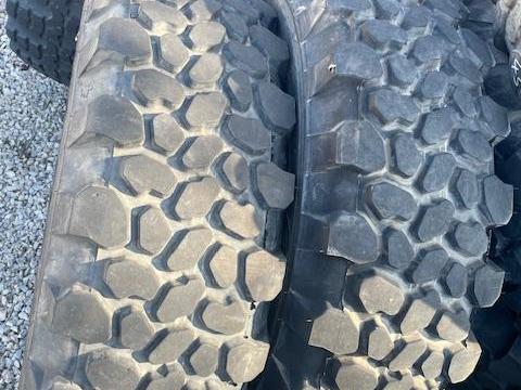 335/80R20 12,5x20 12.5-20 Continental, Dunlop, Pirelli használt gumiabroncsok