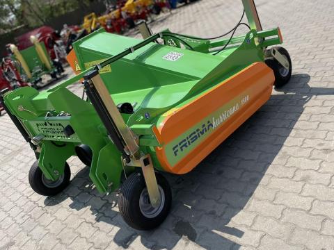 Frisma Hurricane 1500 sárgarépa és zöldség lombszárzúzó RAKTÁRRÓL Frisma Hurricane 1500 sárgarépa és zöldség lombszárzúzó RAKTÁRRÓL