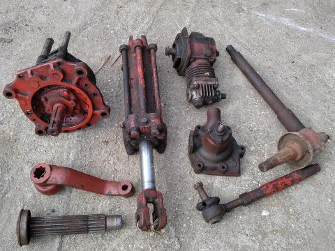 MTZ 50 bontott motor és váltó alkatrészek MTZ 50 bontott motor és váltó alkatrészek