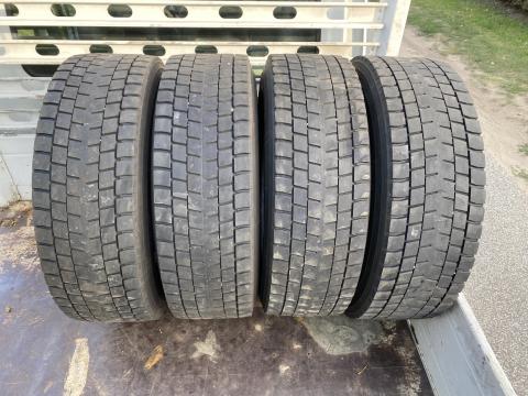 Pótkocsigumi Pótkocsigumi