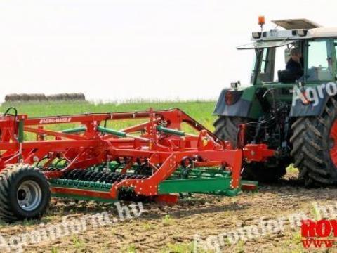 Agro-Masz AUC 30 kompaktor Agro-Masz AUC 30 kompaktor