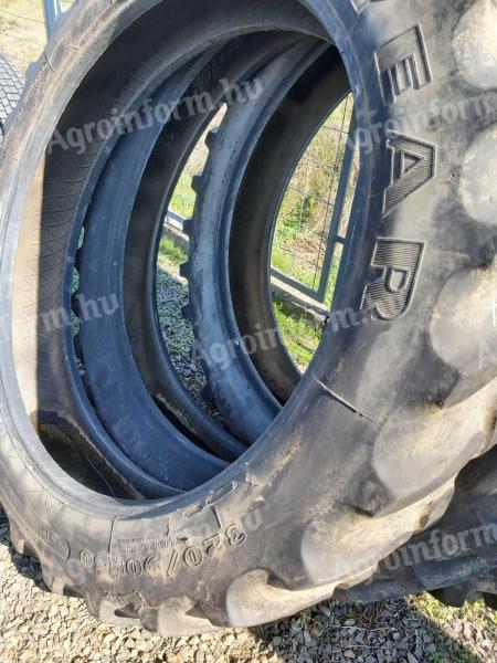 320/90R50 Goodyear