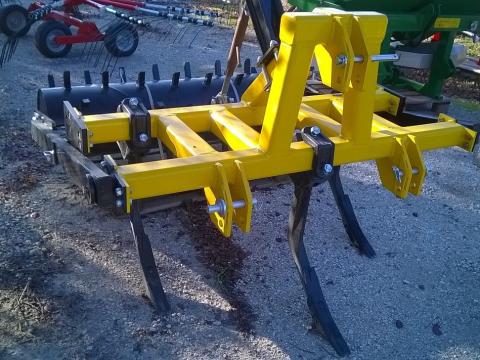 Mélylazító-aljtalajlazító AW típus Mélylazító-aljtalajlazító AW típus