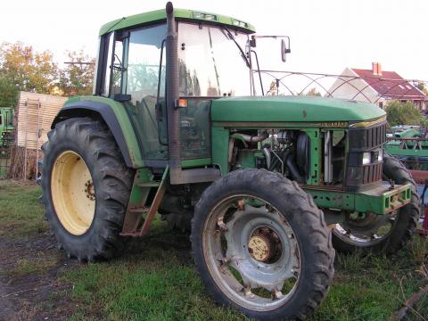 John Deere 6800 bontott alkatrészek John Deere 6800 bontott alkatrészek