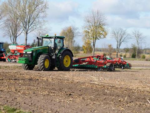 AGRO-MASZ GRIZZLY X4 - X5 TopDown kultivátor AGRO-MASZ GRIZZLY X4 - X5 TopDown kultivátor