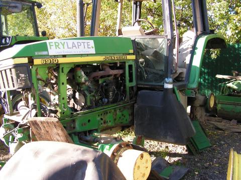John Deere 6910 bontott alkatrészek John Deere 6910 bontott alkatrészek