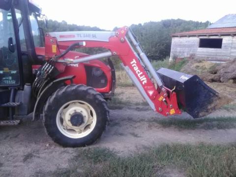 Traclift 140 SL Profiline homlokrakodó készletről Traclift 140 SL Profiline homlokrakodó készletről