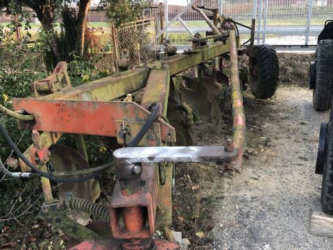 IH eke 5 fejes eladó – használt, jó állapotban, vágótárcsás
