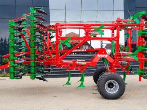 AGRO-MASZ GRIZZLY X4 - X5 TOPDOWN KULTIVÁTOR AGRO-MASZ GRIZZLY X4 - X5 TOPDOWN KULTIVÁTOR