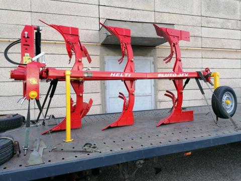 HELTI PLUTO 3 fejes, váltva forgató eke készletről eladó HELTI PLUTO 3 fejes, váltva forgató eke készletről eladó