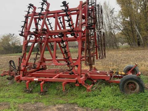 Unimat ásóborona eladó, 8,4 méteres, 2010-es évjárat Unimat ásóborona eladó, 8,4 méteres, 2010-es évjárat
