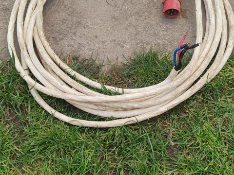 Réz sodrott 4x4 eres kábel, 15 méter Réz sodrott 4x4 eres kábel, 15 méter