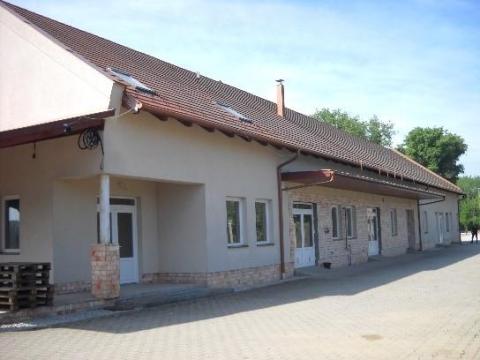 Tokajban ipari ingatlan/pálinkafőzde eladó technológiával vagy anélkül Tokajban ipari ingatlan/pálinkafőzde eladó technológiával vagy anélkül