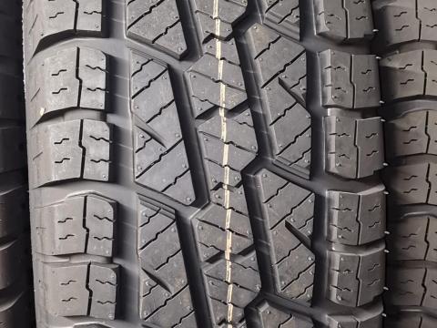245/75R16 BOTO A/T M+S ÚJ 4X4 GUMIABRONCS 245/75R16 BOTO A/T M+S ÚJ 4X4 GUMIABRONCS