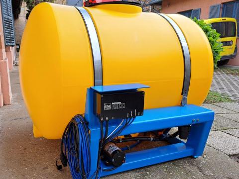 MachineryGuide FLUXX folyékony műtrágya kijuttató MachineryGuide FLUXX folyékony műtrágya kijuttató