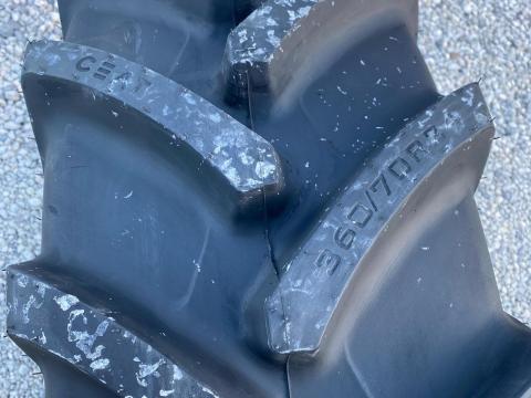 360/70R24 Ceat 360/70R24 Ceat