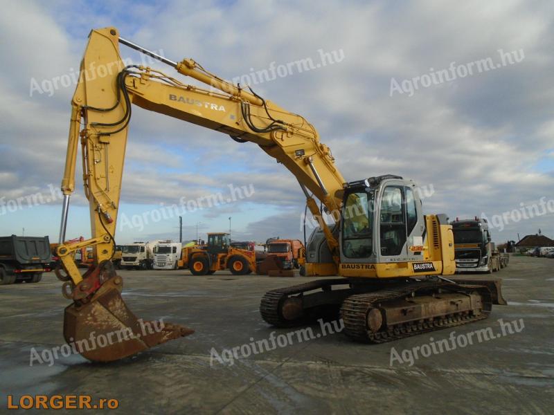 New Holland E235B SR-2 lánctalpas kotró