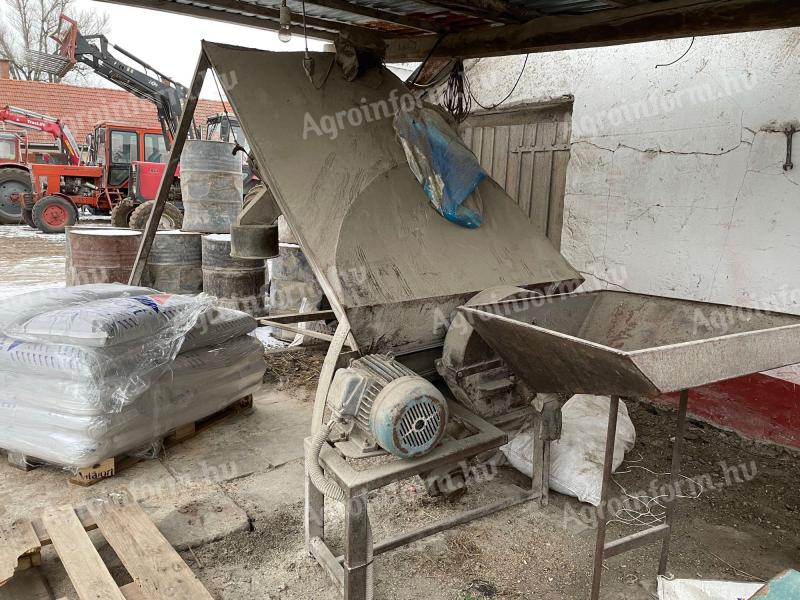 Keverő daráló Eladó