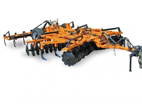 MAAG CDC nehéztárcsa Min Till,  alapművelés egy menetben MAAG CDC nehéztárcsa Min Till,  alapművelés egy menetben