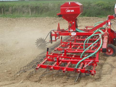 He-Va Weeder gyomfésű 6m He-Va Weeder gyomfésű 6m