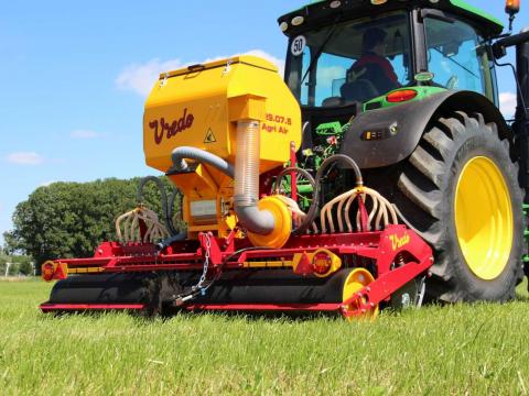VREDO AGRI Air pneumatikus gyepvetőgép,  direktvetőgép kivitel VREDO AGRI Air pneumatikus gyepvetőgép,  direktvetőgép kivitel