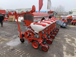 Özduman 6 soros szemenkénti vetőgép Big-Bag INOX tartállyal, műtrágyatartállyal, mikrogranulátum-szóróval, monitorral (magyar nyelvű), utolsó darab készletről