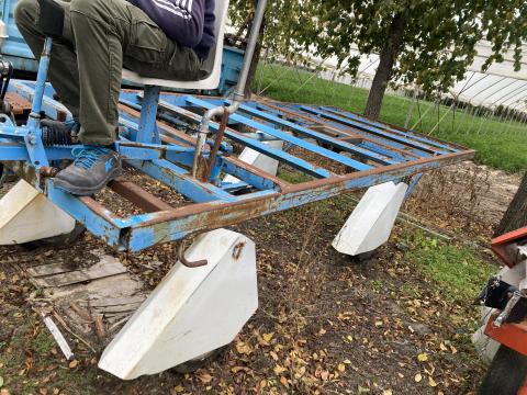 Önjáró platform pótkocsi Önjáró platform pótkocsi