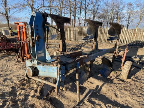 Váltvaforgó eke Váltvaforgó eke