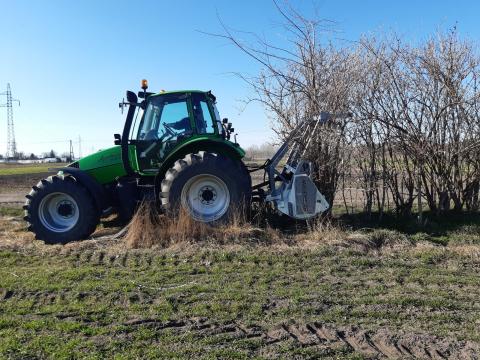 Cserjeirtás, zúzás professzionális gépekkel