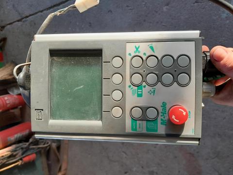 Mc hale v660 bontott alkatrészek Mc hale v660 bontott alkatrészek