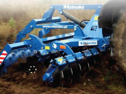 Rolmako rövidtárcsa U 693, 3 méteres függesztett és vontatott kivitelben Rolmako rövidtárcsa U 693, 3 méteres függesztett és vontatott kivitelben