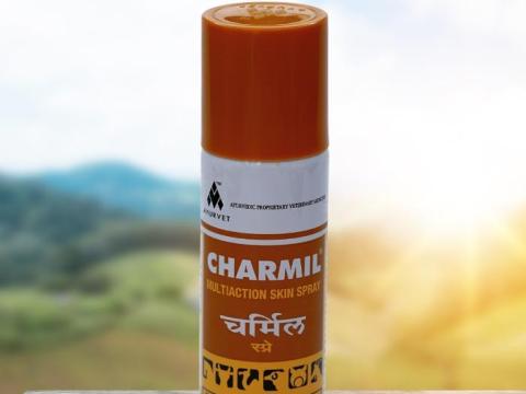 CHARMIL sebgyógyító, hámosító hatású gyógynövényes szórópermet ROVARRIASZTÓ hatással, 100 ml CHARMIL sebgyógyító, hámosító hatású gyógynövényes szórópermet ROVARRIASZTÓ hatással, 100 ml