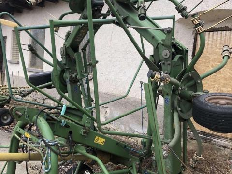 KRONE KW 670/6 Rendterítő