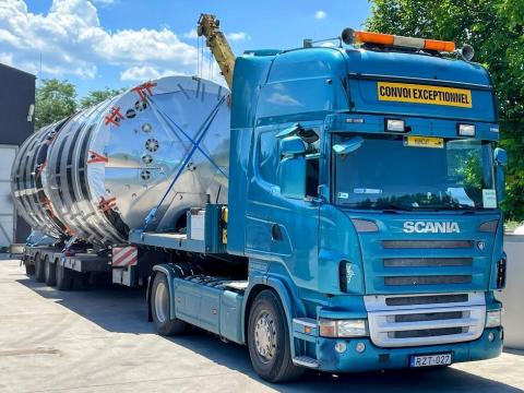 Tartályszállítás, gépszállítás, kombájn szállítás, trélerezés, fuvarozás