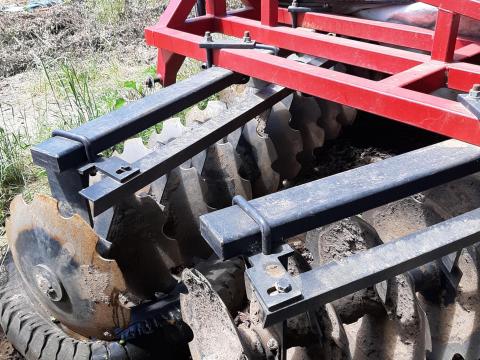 3,2 V tárcsa eladó,  csere érdekel MBP 6, 5-re 3,2 V tárcsa eladó,  csere érdekel MBP 6, 5-re