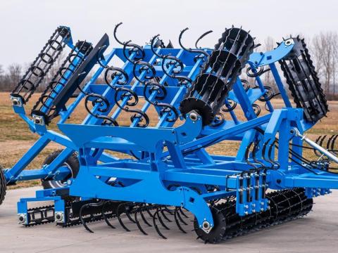 Prémium kombinátor 5,6 m, elöl rögtörős