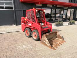 Bobcat S100 mini homlokrakodó zárt fülkével