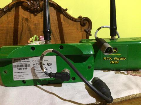 John Deere RTK URH rádió StarFire antennákhoz John Deere RTK URH rádió StarFire antennákhoz