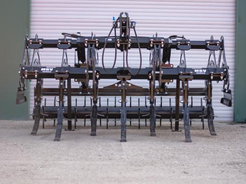 TERMINATOR talajlazító I 5, 7 vagy 9 kés I 45, 55 vagy 65 cm TERMINATOR talajlazító I 5, 7 vagy 9 kés I 45, 55 vagy 65 cm