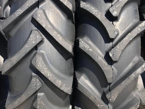 Új 15,5-38 Ascenso TDB120 8PR 133A8 TT,  MTZ gumi kiszállítással