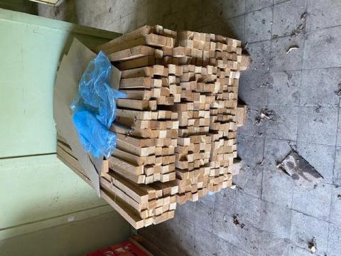 Akác karó eladó Akác karó eladó