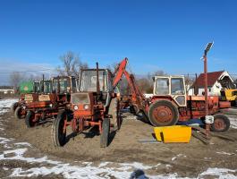 Jumz traktort vennék