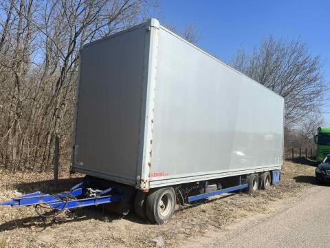 3 tengelyes pótkocsi, dobozos, méhészeknek, bálaszállítónak doboz nélkül is 3 tengelyes pótkocsi, dobozos, méhészeknek, bálaszállítónak doboz nélkül is