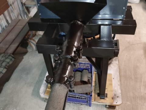 Brikettáló gép eladó,  220 V,  Mechanikus, 20kg/1perc Brikettáló gép eladó,  220 V,  Mechanikus, 20kg/1perc