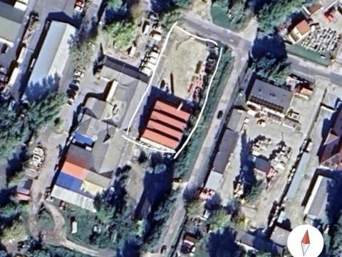 Kiadó ipari ingatlan Siófokon, 1000 m²-es területen, 400 m²-es épülettel Kiadó ipari ingatlan Siófokon, 1000 m²-es területen, 400 m²-es épülettel