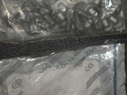 Case kaszapenge csavarok