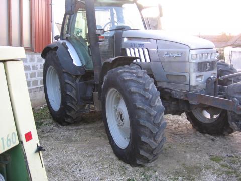 Lamborghini R7.200 traktor Lamborghini R7.200 traktor