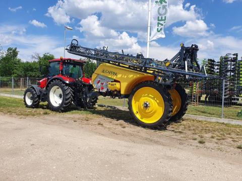 Caffini Global 3000/24 permetező ISOBUS rendszerrel Caffini Global 3000/24 permetező ISOBUS rendszerrel