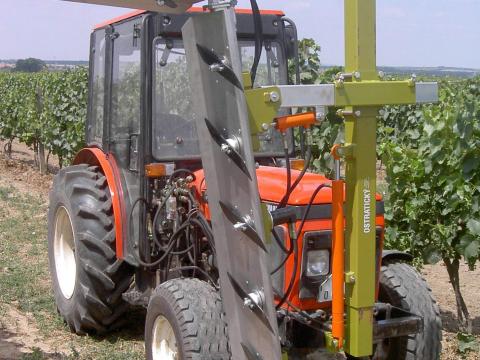 Eladó Ostraticky PN1-250 csonkázó készletről Eladó Ostraticky PN1-250 csonkázó készletről