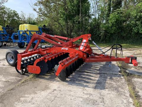 Új,  vontatott 3m-es Özduman Gaius rövidtárcsa pálcás hengerrel azonnal elvihető